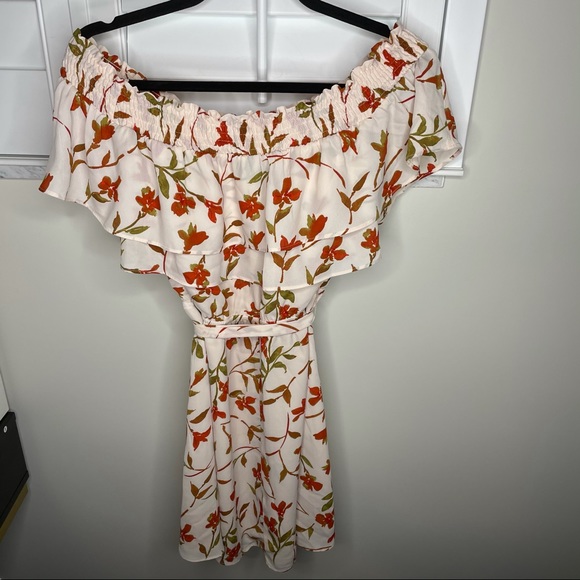 Lovers + Friends Dress - Picture 4 of 7